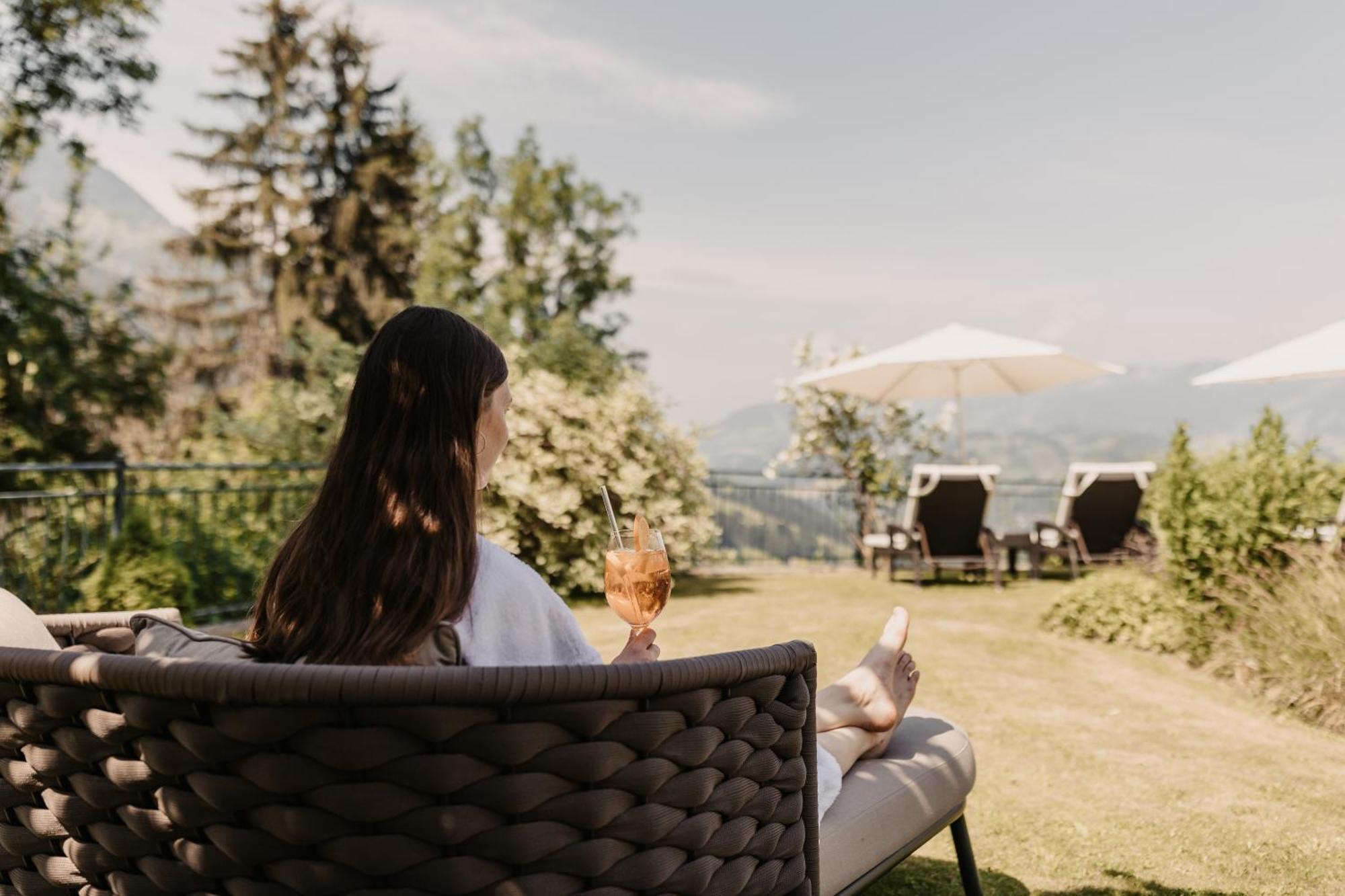 Gut Berg Naturhotel ザンクト・ヨーハン・イム・ポンガウ エクステリア 写真